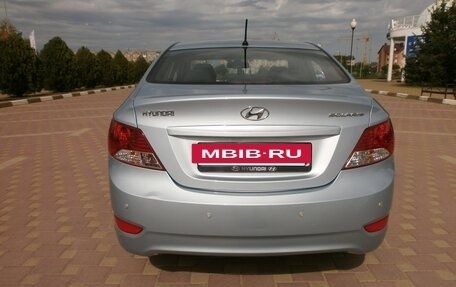 Hyundai Solaris II рестайлинг, 2013 год, 970 000 рублей, 5 фотография