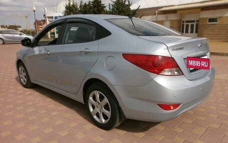 Hyundai Solaris II рестайлинг, 2013 год, 970 000 рублей, 4 фотография