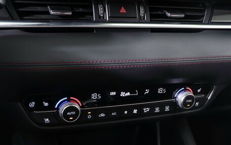 Mazda 6, 2021 год, 3 255 000 рублей, 23 фотография