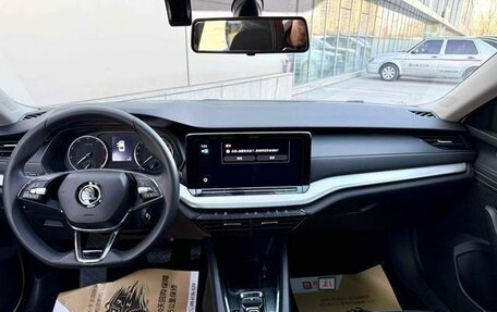 Skoda Octavia IV, 2021 год, 2 100 000 рублей, 4 фотография