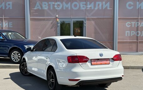 Volkswagen Jetta VI, 2013 год, 1 060 000 рублей, 7 фотография
