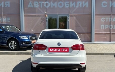 Volkswagen Jetta VI, 2013 год, 1 060 000 рублей, 6 фотография