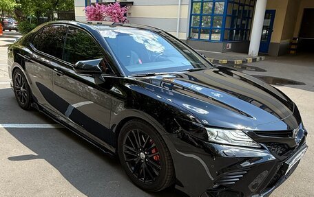 Toyota Camry, 2019 год, 3 600 000 рублей, 2 фотография