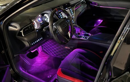 Toyota Camry, 2019 год, 3 600 000 рублей, 4 фотография