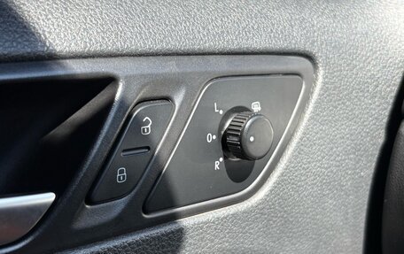 Volkswagen Jetta VI, 2013 год, 1 060 000 рублей, 20 фотография