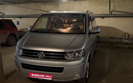 Volkswagen Caravelle T5, 2013 год, 1 990 000 рублей, 12 фотография