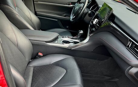 Toyota Camry, 2021 год, 3 450 000 рублей, 15 фотография