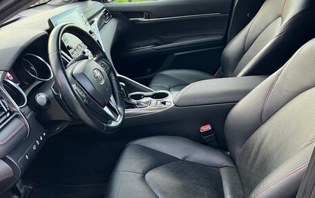 Toyota Camry, 2021 год, 3 450 000 рублей, 14 фотография