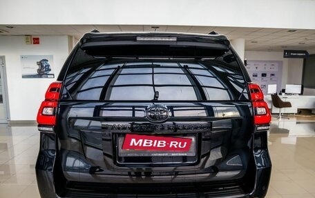 Toyota Land Cruiser Prado 150 рестайлинг 2, 2016 год, 3 500 000 рублей, 4 фотография