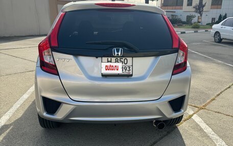 Honda Fit III, 2015 год, 1 375 000 рублей, 5 фотография