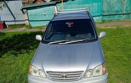 Toyota Gaia, 2001 год, 600 000 рублей, 2 фотография