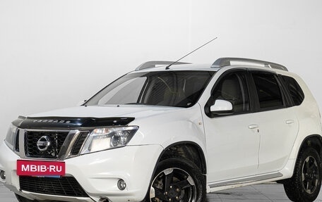 Nissan Terrano III, 2015 год, 979 000 рублей, 3 фотография