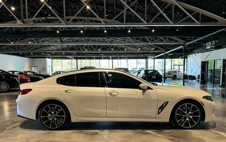 BMW 8 серия, 2022 год, 6 758 000 рублей, 4 фотография
