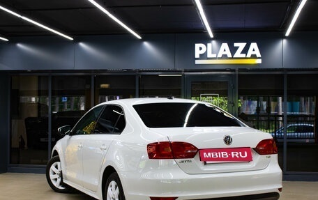Volkswagen Jetta VI, 2014 год, 1 359 000 рублей, 3 фотография