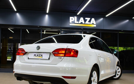 Volkswagen Jetta VI, 2014 год, 1 359 000 рублей, 6 фотография