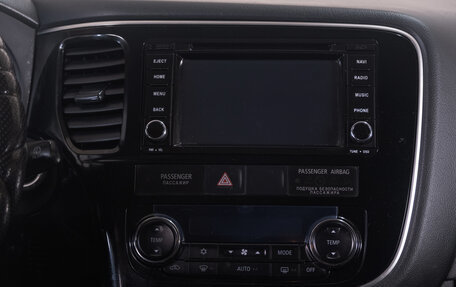 Mitsubishi Outlander III рестайлинг 3, 2012 год, 1 699 000 рублей, 12 фотография
