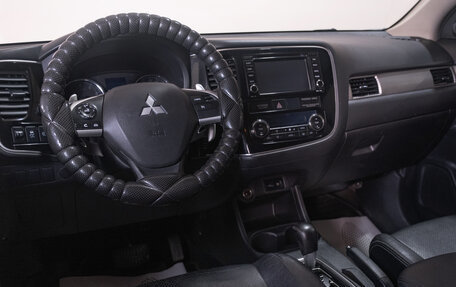 Mitsubishi Outlander III рестайлинг 3, 2012 год, 1 699 000 рублей, 7 фотография