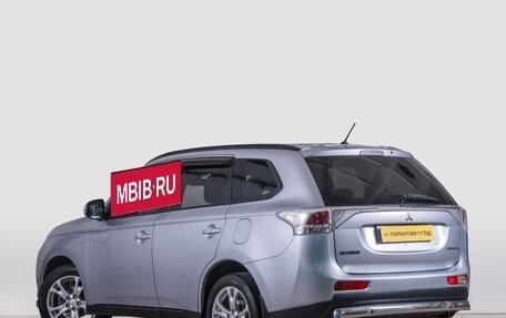 Mitsubishi Outlander III рестайлинг 3, 2012 год, 1 699 000 рублей, 5 фотография