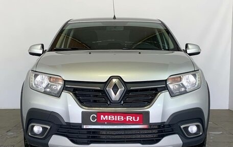 Renault Logan II, 2019 год, 879 000 рублей, 2 фотография