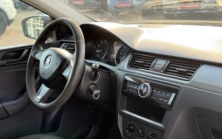 Skoda Rapid I, 2015 год, 680 000 рублей, 13 фотография