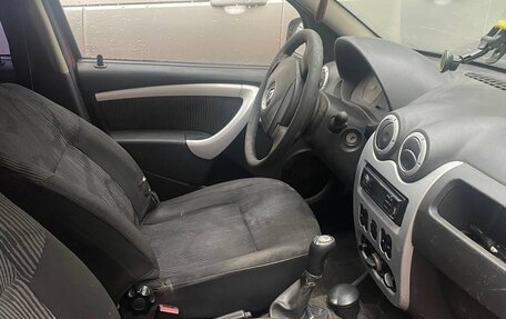 Renault Sandero I, 2011 год, 300 000 рублей, 3 фотография