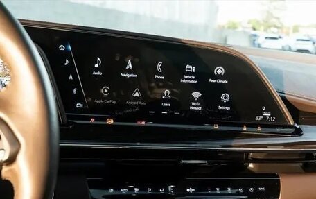 Cadillac Escalade V, 2021 год, 8 900 000 рублей, 26 фотография