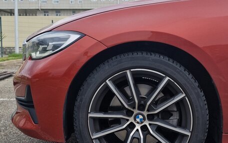 BMW 3 серия, 2019 год, 2 900 000 рублей, 11 фотография
