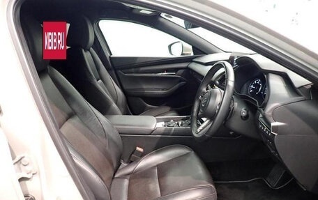 Mazda 3, 2022 год, 990 055 рублей, 11 фотография