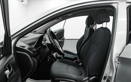 Hyundai Solaris II рестайлинг, 2011 год, 655 000 рублей, 7 фотография