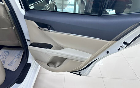 Toyota Camry, 2022 год, 3 300 000 рублей, 21 фотография