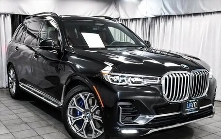 BMW X7, 2022 год, 7 000 000 рублей, 1 фотография