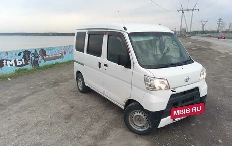 Daihatsu Hijet X, 2018 год, 875 000 рублей, 3 фотография