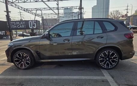BMW X5 M, 2022 год, 14 100 000 рублей, 2 фотография