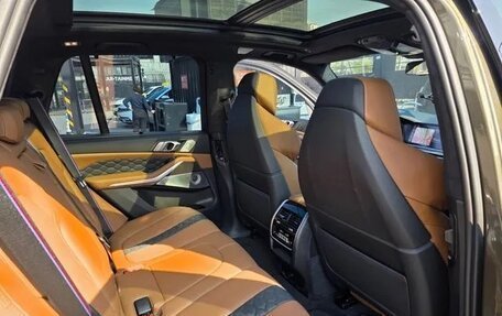 BMW X5 M, 2022 год, 14 100 000 рублей, 10 фотография