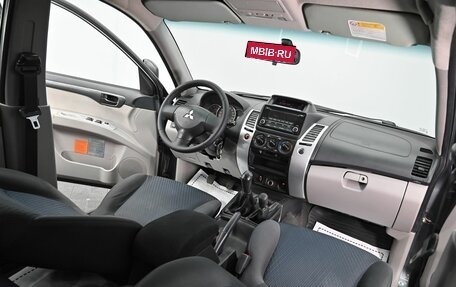 Mitsubishi Pajero Sport II рестайлинг, 2014 год, 1 595 000 рублей, 13 фотография