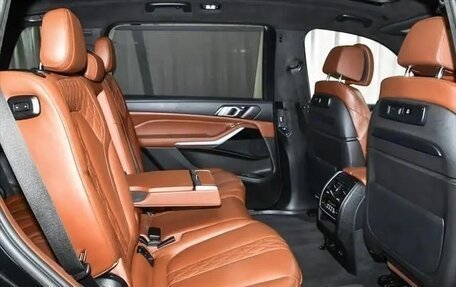 BMW X7, 2022 год, 7 000 000 рублей, 25 фотография