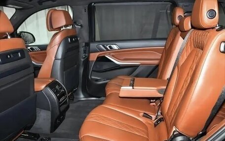 BMW X7, 2022 год, 7 000 000 рублей, 23 фотография