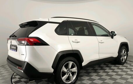 Toyota RAV4, 2019 год, 2 620 000 рублей, 5 фотография