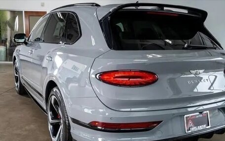 Bentley Bentayga I, 2022 год, 18 750 000 рублей, 20 фотография