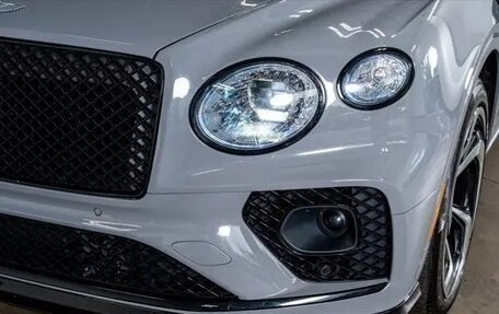 Bentley Bentayga I, 2022 год, 18 750 000 рублей, 11 фотография