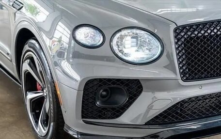 Bentley Bentayga I, 2022 год, 18 750 000 рублей, 16 фотография