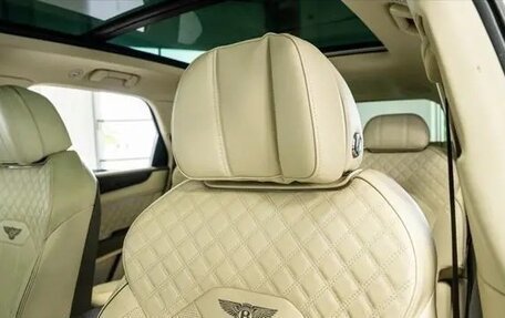 Bentley Bentayga I, 2022 год, 18 750 000 рублей, 38 фотография