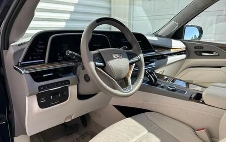 Cadillac Escalade V, 2021 год, 10 061 140 рублей, 4 фотография