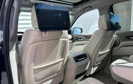 Cadillac Escalade V, 2021 год, 10 061 140 рублей, 5 фотография