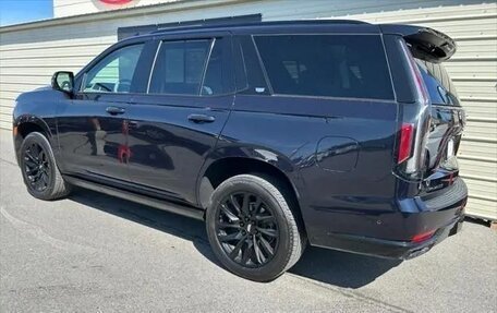 Cadillac Escalade V, 2021 год, 10 061 140 рублей, 3 фотография