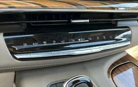 Cadillac Escalade V, 2021 год, 10 061 140 рублей, 16 фотография