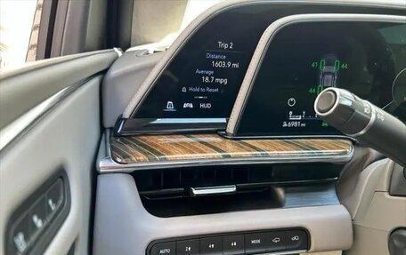 Cadillac Escalade V, 2021 год, 10 061 140 рублей, 20 фотография