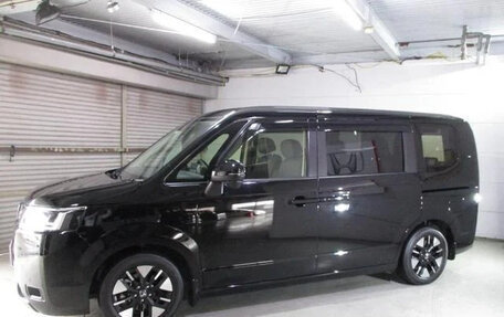 Honda Stepwgn, 2022 год, 2 470 444 рублей, 3 фотография
