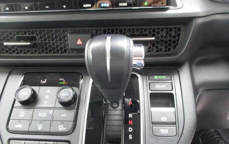 Honda Stepwgn, 2022 год, 2 470 444 рублей, 14 фотография