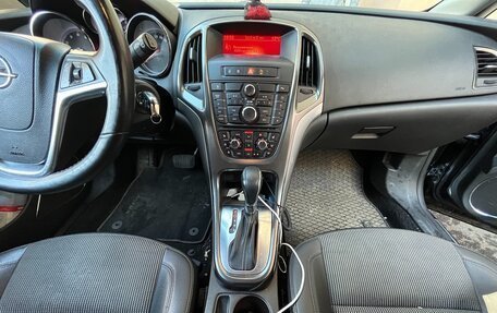 Opel Astra J, 2011 год, 650 000 рублей, 8 фотография